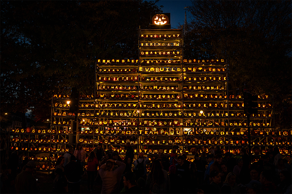 Pumpkin wall at Laconia Pumpkin Festival