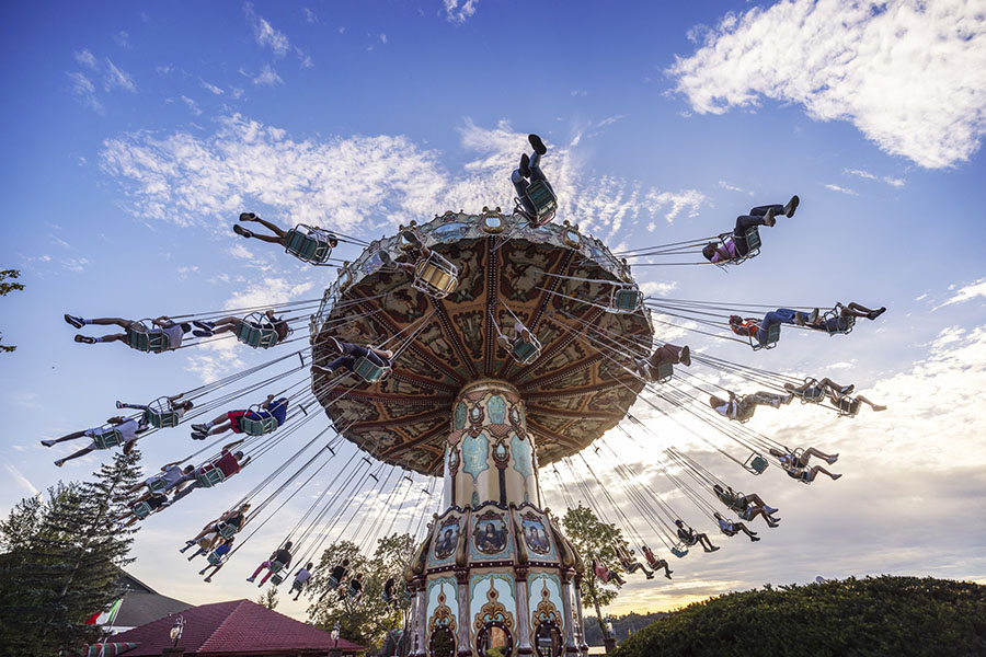 giant swings at a fair