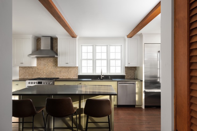 Lodge Chef's Kitchen