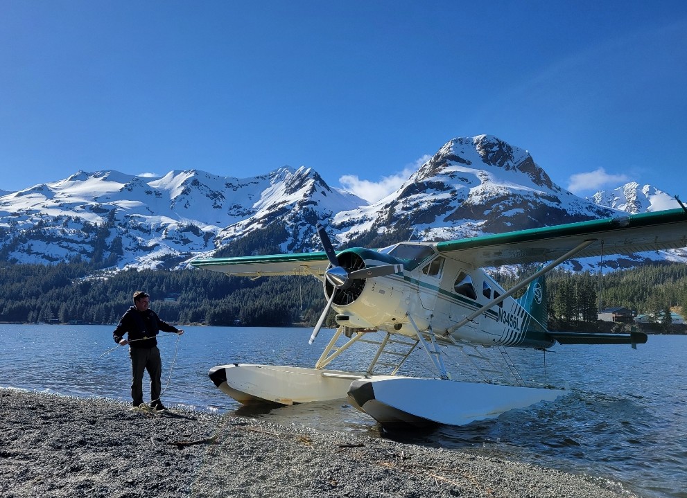 Epic Seaplane Adventures Beaver