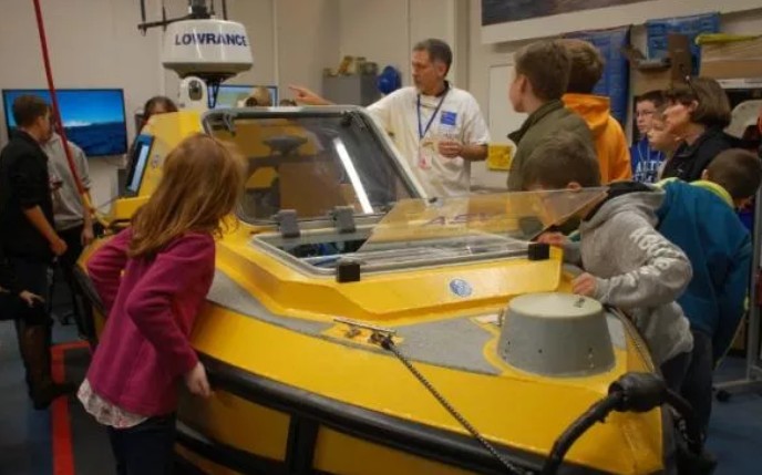 Featured image for UNH School of Marine Science and Ocean Engineering