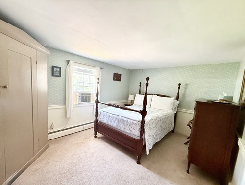 The Colman Room has a full size bed and full bath.