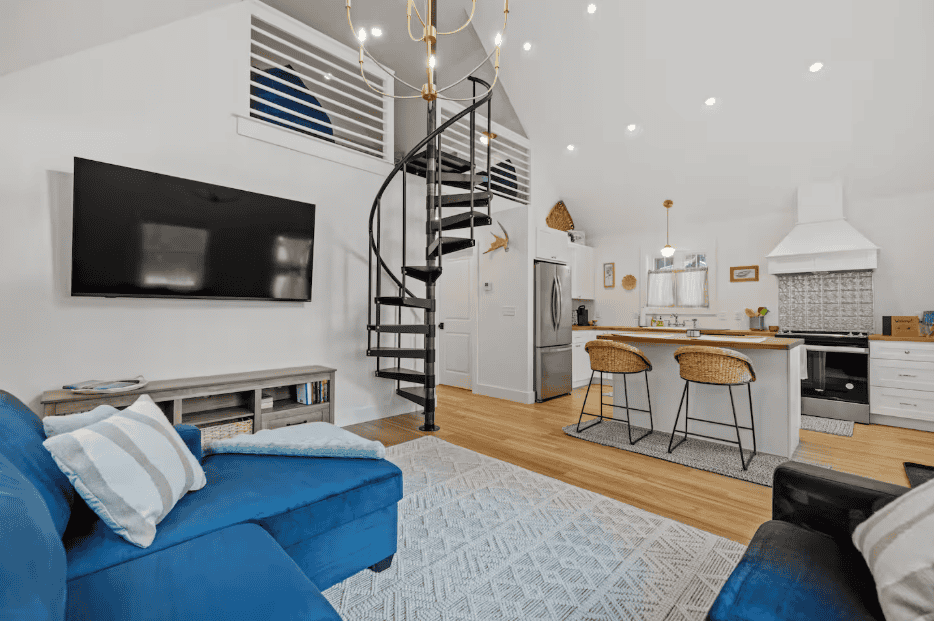 13 Ethan Allen Short Term Rental - Blue Granite Properties