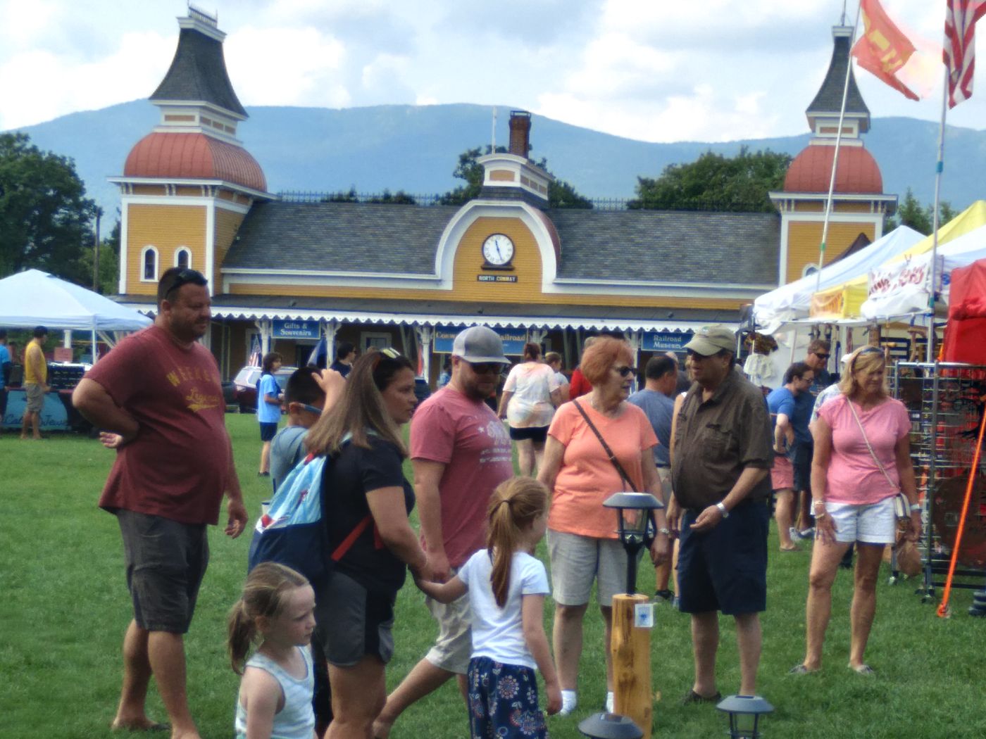 Featured image for Mount Washington Valley August Craft Fair