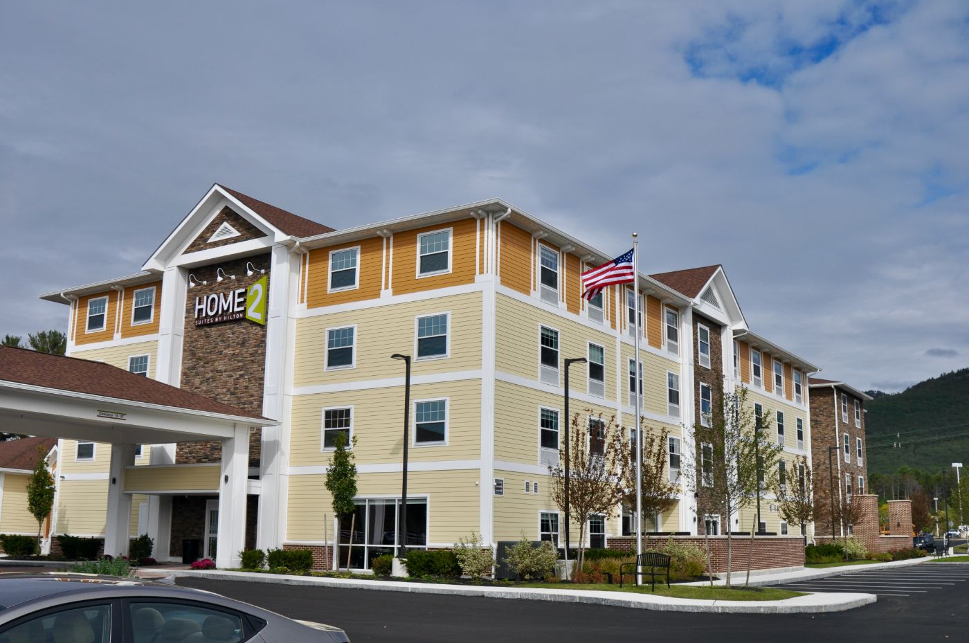 Home2 Suites North Conway NH Exterior