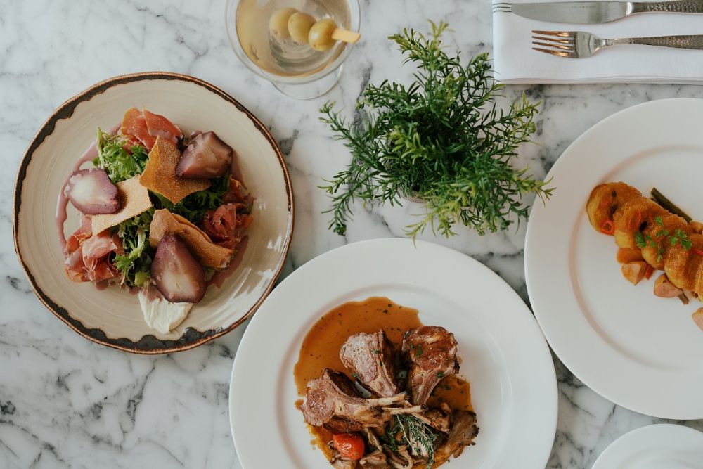 Harvest Tavern