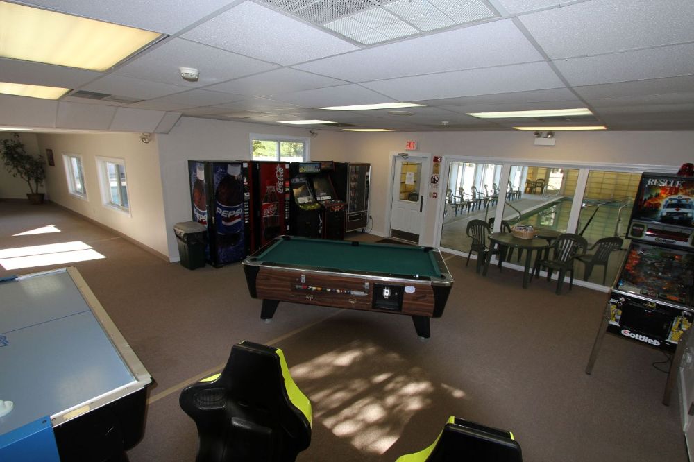 Onsite gameroon and indoor pool