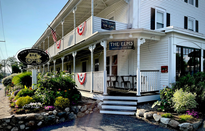 Exterior of New London Inn